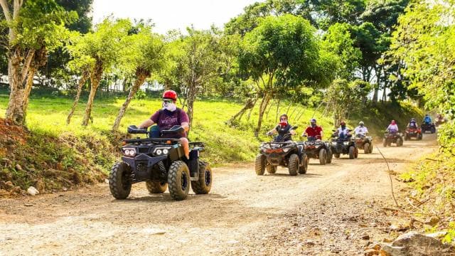 Punta Cana: Laguna Beach Buggies nejlepší dobrodružství ATV — Guided tour and outdoor activity