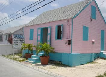 Bayahibe: Monkeyland- und Country House-Tour mit Abholung — Guided tour and outdoor activity